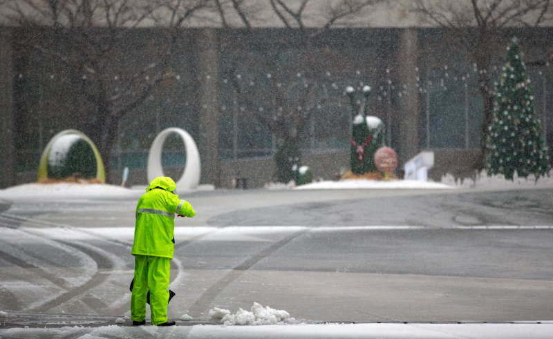 How Does Cold Weather Affect Employee Safety?